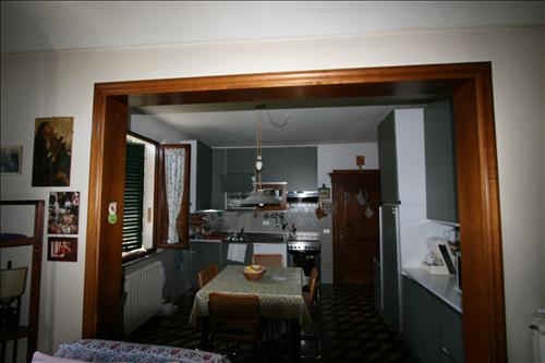 Immagine 2 di Appartamento in vendita  a Sinalunga