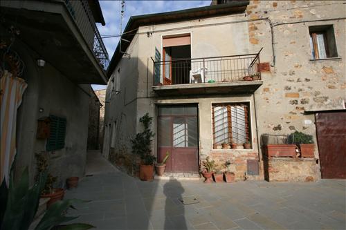 Immagine 9 di Casa indipendente in vendita  a Trequanda