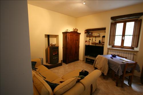 Immagine 13 di Casa indipendente in vendita  a Sinalunga