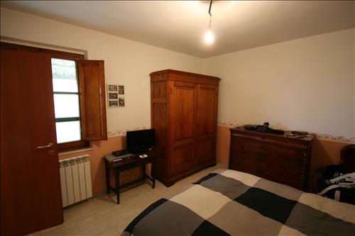 Immagine 18 di Casa indipendente in vendita  a Sinalunga