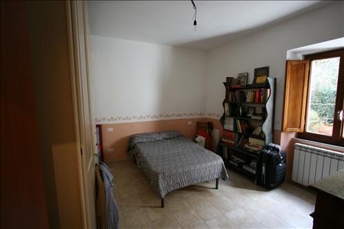 Immagine 21 di Casa indipendente in vendita  a Sinalunga