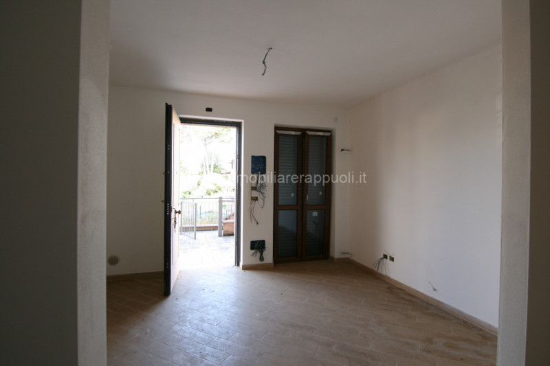 Immagine 8 di Appartamento in vendita  a Sinalunga