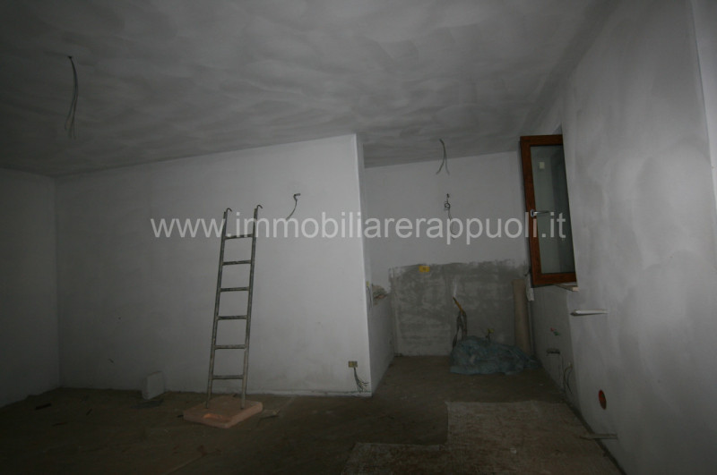 Immagine 2 di Appartamento in vendita  a Sinalunga