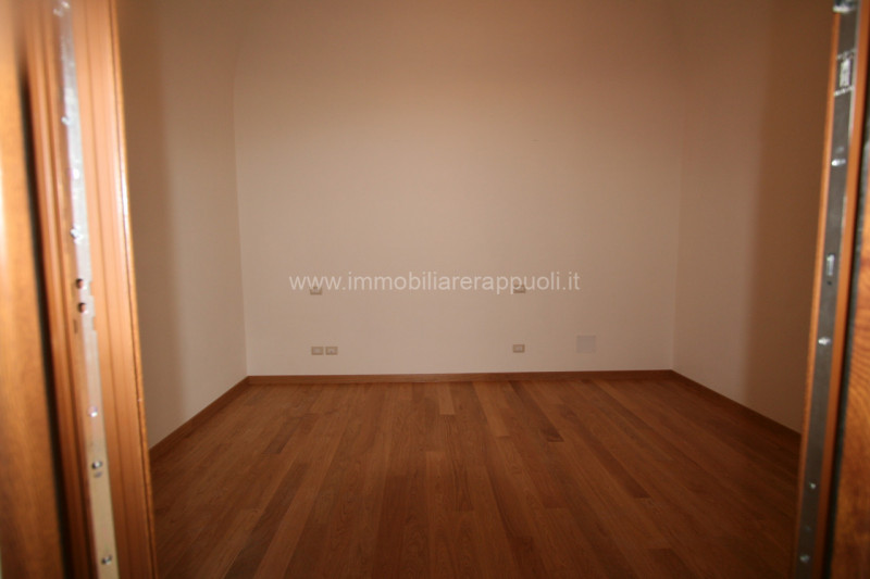 Immagine 7 di Appartamento in vendita  a Sinalunga