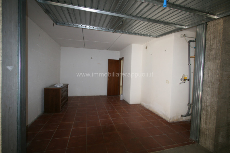 Immagine 6 di Appartamento in vendita  a Lucignano