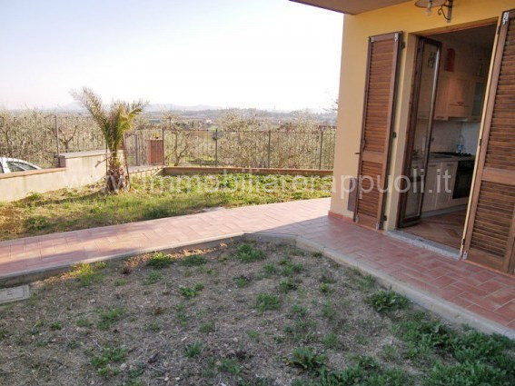 Immagine 2 di Appartamento in vendita  a Foiano Della Chiana