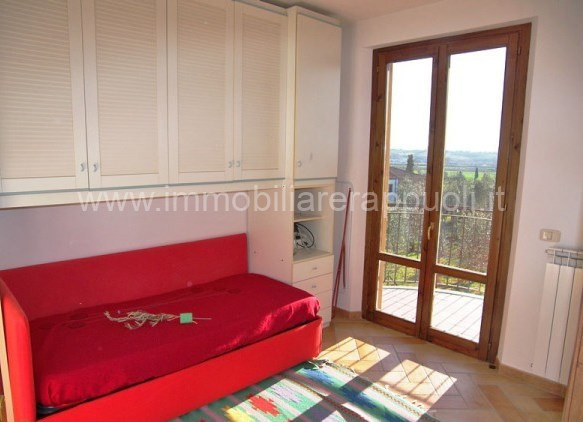 Immagine 8 di Appartamento in vendita  a Foiano Della Chiana