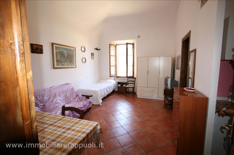 Immagine 3 di Appartamento in vendita  a Sinalunga