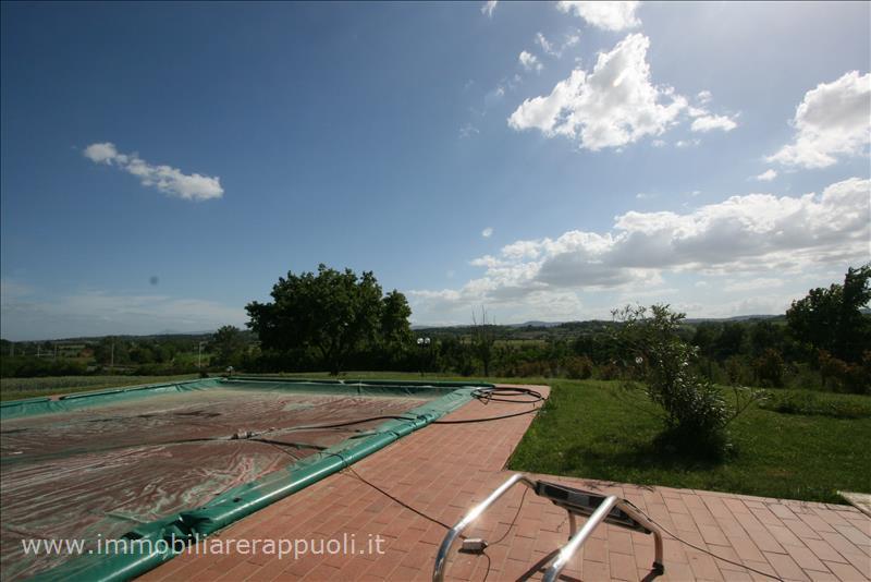 Immagine 28 di Casa indipendente in vendita  a Foiano Della Chiana