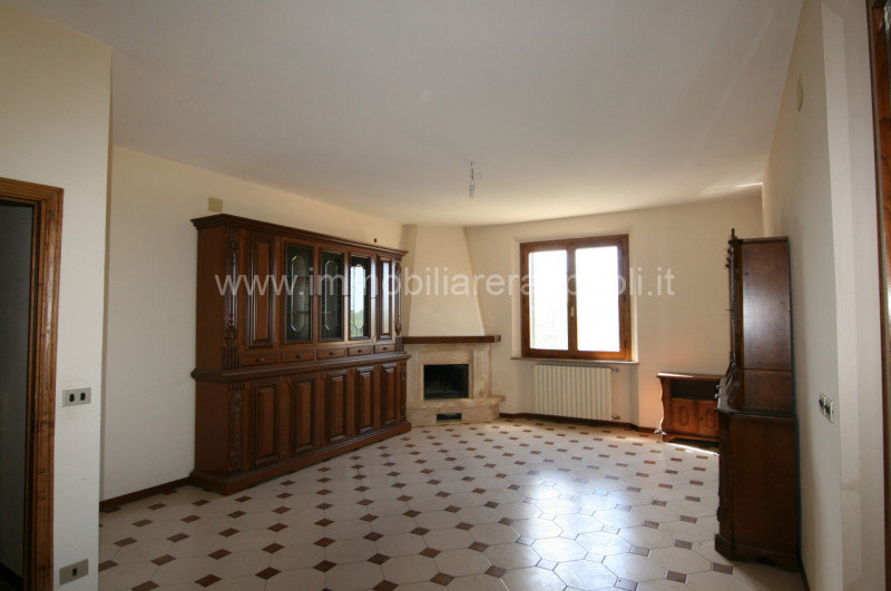 Immagine 10 di Villetta a schiera in vendita  a Trequanda