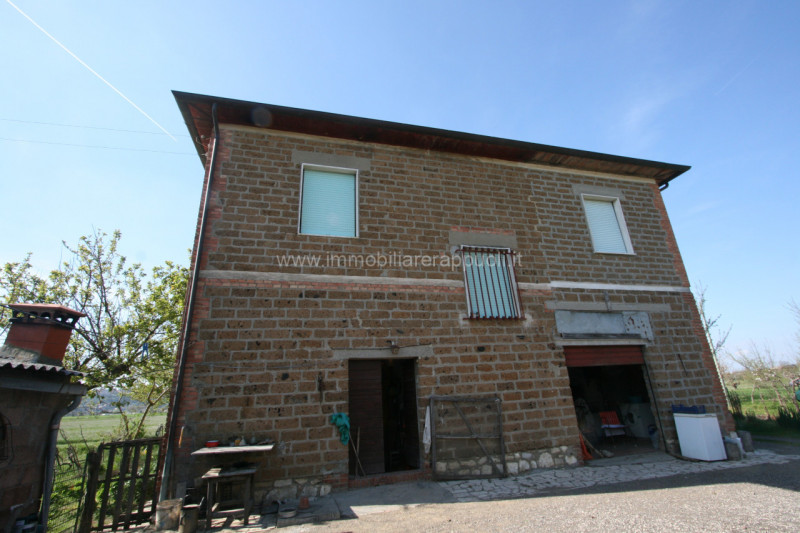 Immagine 3 di Casa indipendente in vendita  a Sinalunga