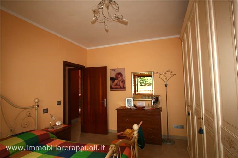 Immagine 4 di Appartamento in vendita  a Sinalunga