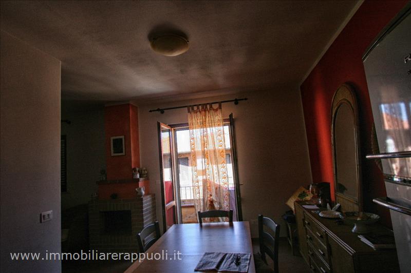 Immagine 8 di Appartamento in vendita  a Torrita Di Siena