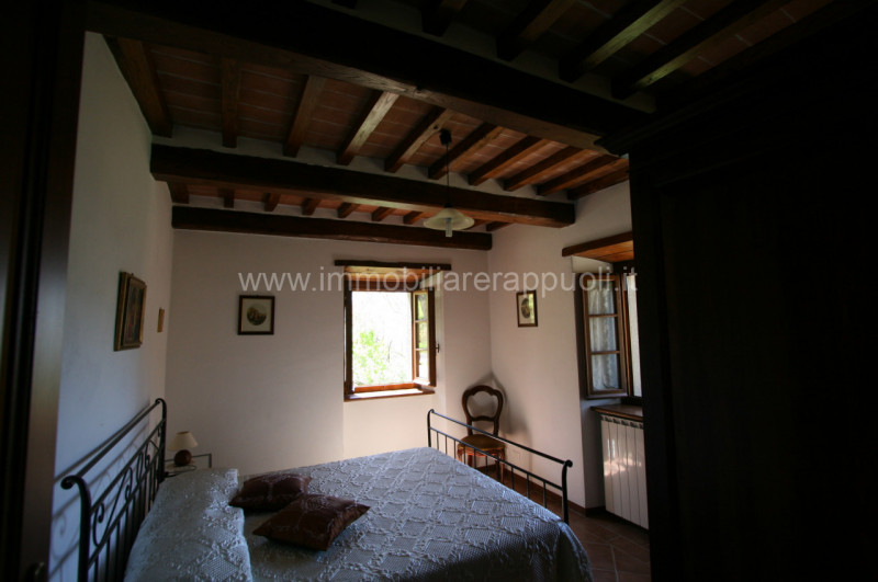 Immagine 10 di Rustico / casale in vendita  a Cortona
