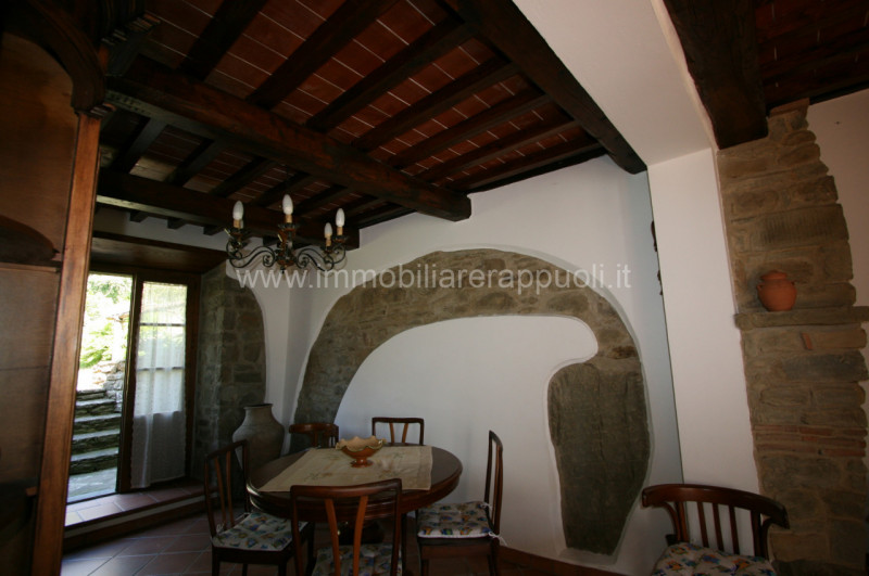Immagine 20 di Rustico / casale in vendita  a Cortona
