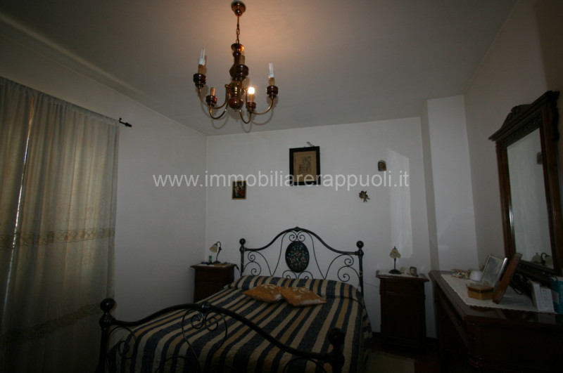 Immagine 43 di Rustico / casale in vendita  a Cortona