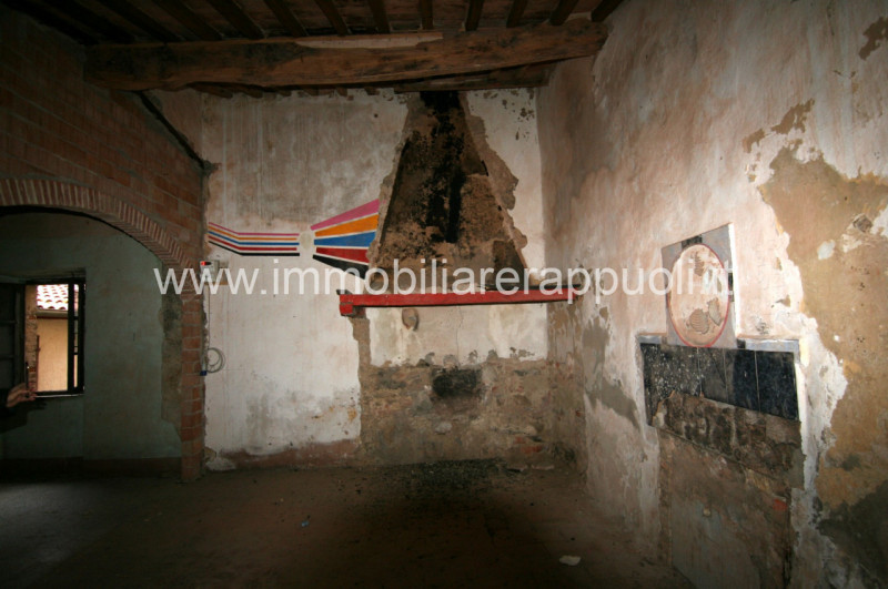 Immagine 3 di Appartamento in vendita  in via Spadaforte 10 a Sinalunga