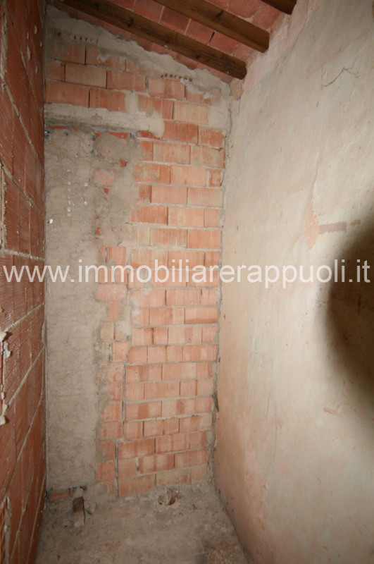 Immagine 4 di Appartamento in vendita  in via Spadaforte 10 a Sinalunga