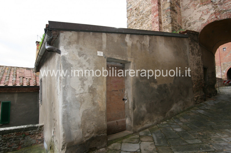 Immagine 12 di Appartamento in vendita  in via Spadaforte 10 a Sinalunga