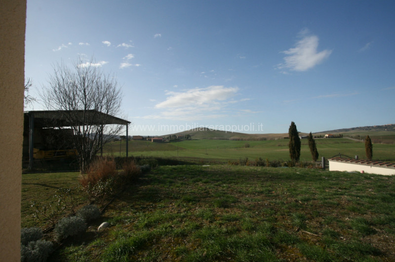Immagine 7 di Villetta a schiera in vendita  a Pienza