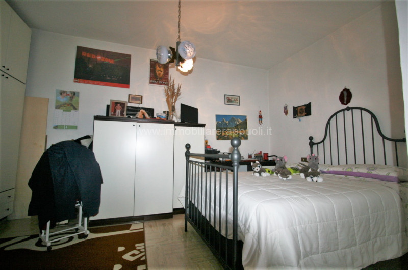 Immagine 6 di Appartamento in vendita  a Sinalunga