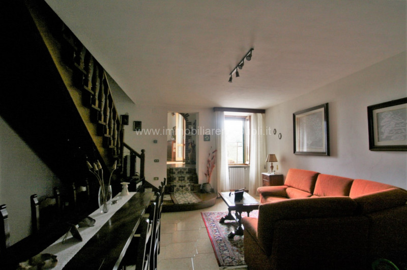 Immagine 7 di Appartamento in vendita  a Sinalunga