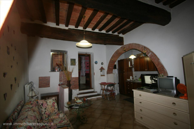 Immagine 2 di Appartamento in vendita  a Sinalunga