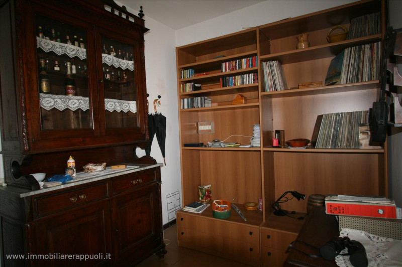 Immagine 10 di Appartamento in vendita  a Torrita Di Siena