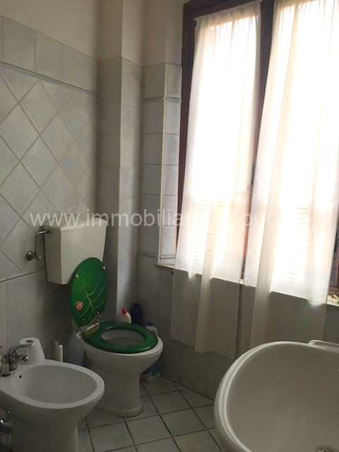 Immagine 4 di Casa indipendente in vendita  a Foiano Della Chiana