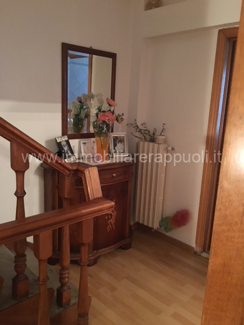 Immagine 6 di Casa indipendente in vendita  a Foiano Della Chiana