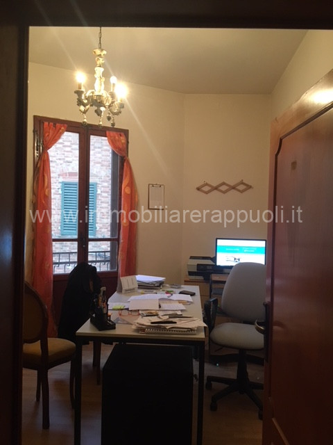 Immagine 7 di Casa indipendente in vendita  a Foiano Della Chiana