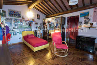 Immagine 23 di Rustico / casale in vendita  a Asciano