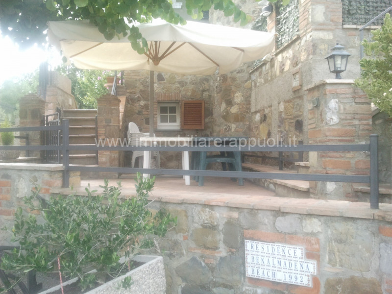 Immagine 14 di Rustico / casale in vendita  a Siena