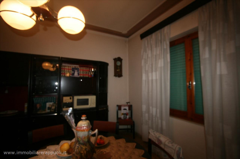 Immagine 8 di Casa indipendente in vendita  a Sinalunga