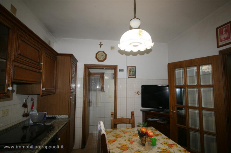 Immagine 11 di Casa indipendente in vendita  a Sinalunga