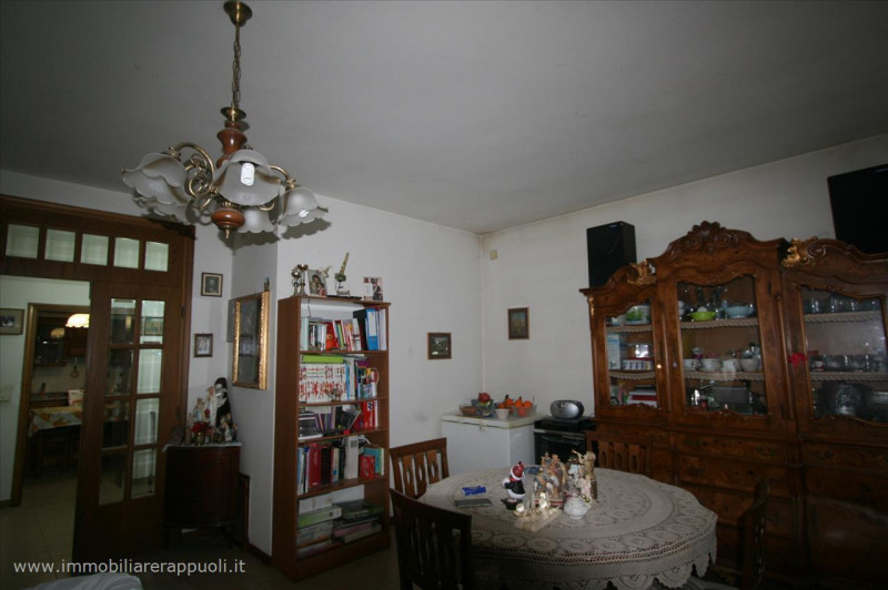 Immagine 18 di Casa indipendente in vendita  a Sinalunga