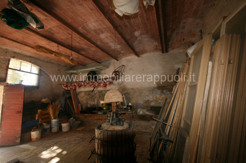 Immagine 12 di Rustico / casale in vendita  a Montepulciano