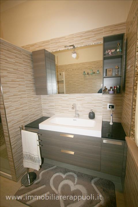 Immagine 3 di Appartamento in vendita  a Sinalunga