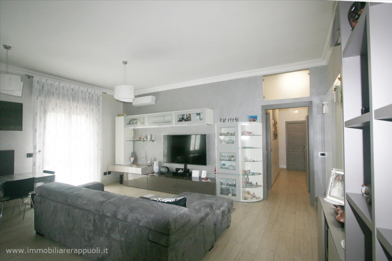 Immagine 8 di Appartamento in vendita  a Sinalunga