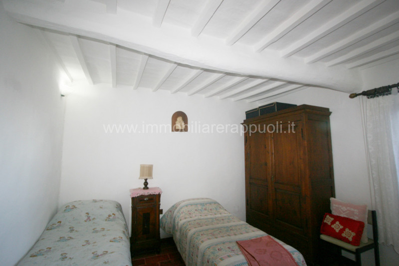 Immagine 6 di Casa indipendente in vendita  a Trequanda