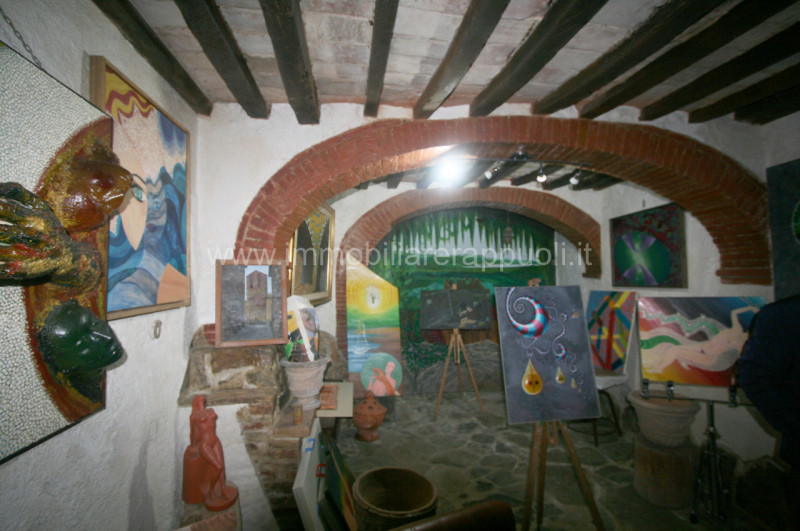 Immagine 11 di Casa indipendente in vendita  a Trequanda