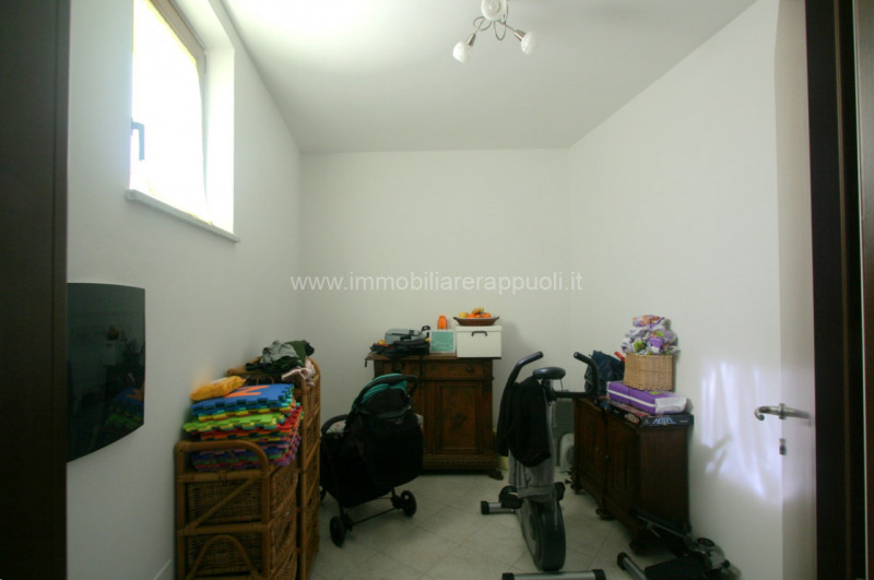 Immagine 8 di Villetta a schiera in vendita  a Sinalunga