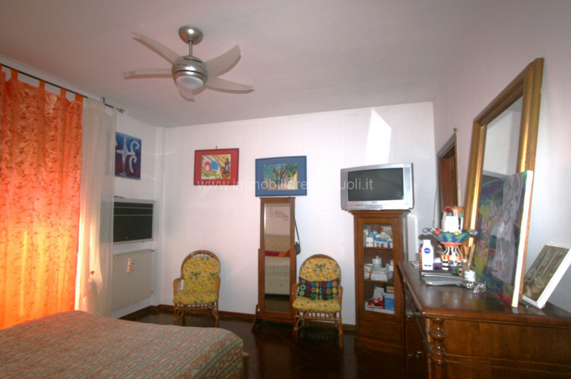 Immagine 5 di Appartamento in vendita  a Torrita Di Siena