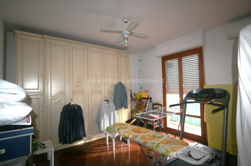 Immagine 6 di Appartamento in vendita  a Torrita Di Siena