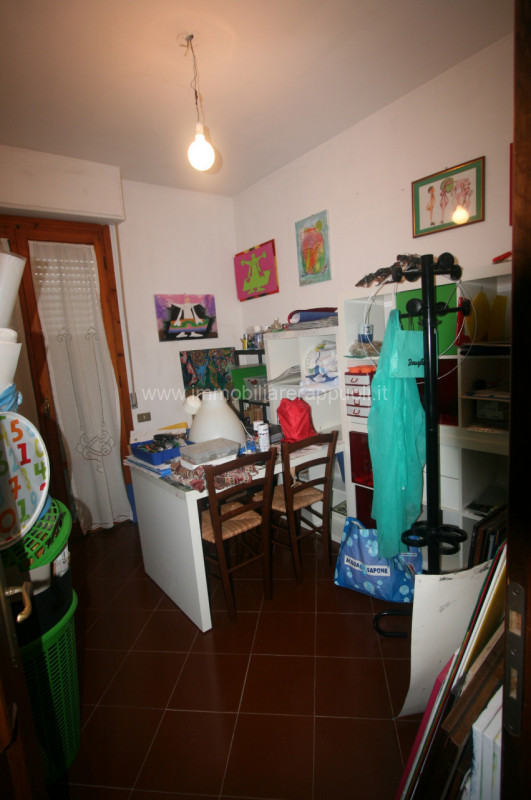 Immagine 9 di Appartamento in vendita  a Torrita Di Siena