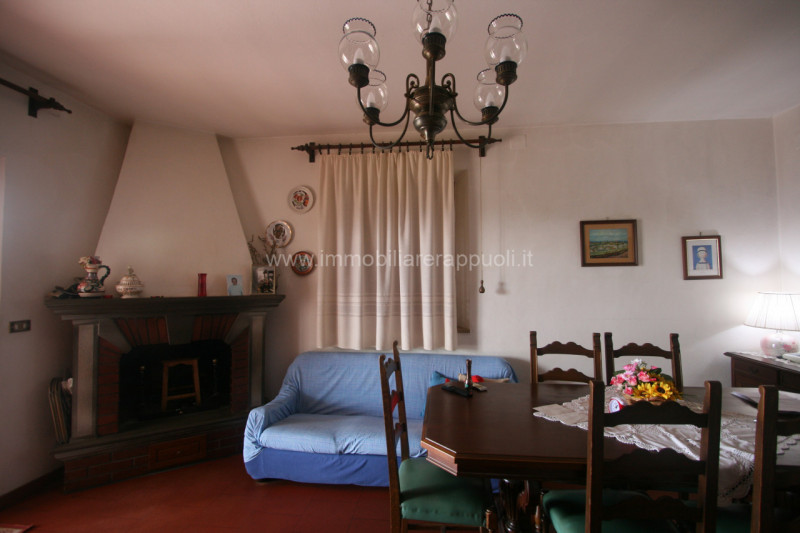 Immagine 12 di Villa in vendita  a Sinalunga