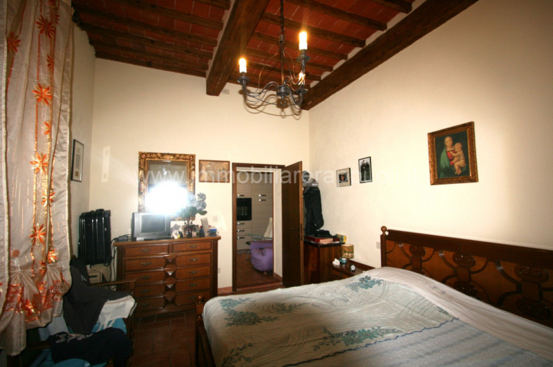 Immagine 3 di Appartamento in vendita  a Sinalunga