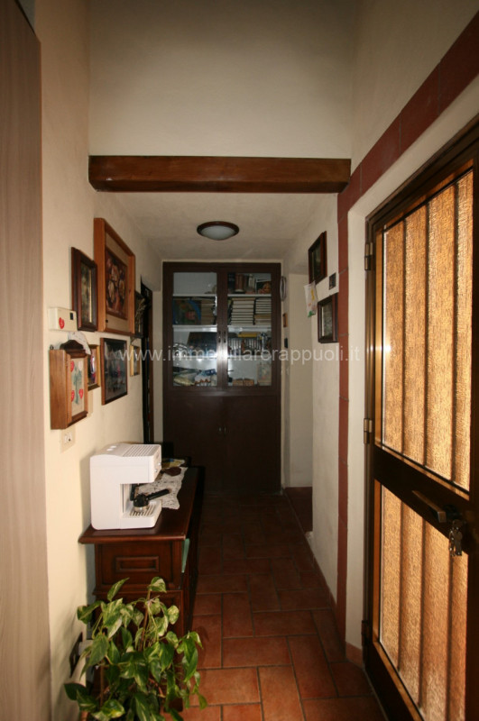 Immagine 8 di Appartamento in vendita  a Sinalunga