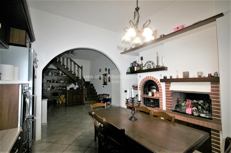 Immagine 9 di Appartamento in vendita  a Sinalunga