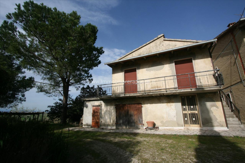 Immagine 5 di Rustico / casale in vendita  a Torrita Di Siena